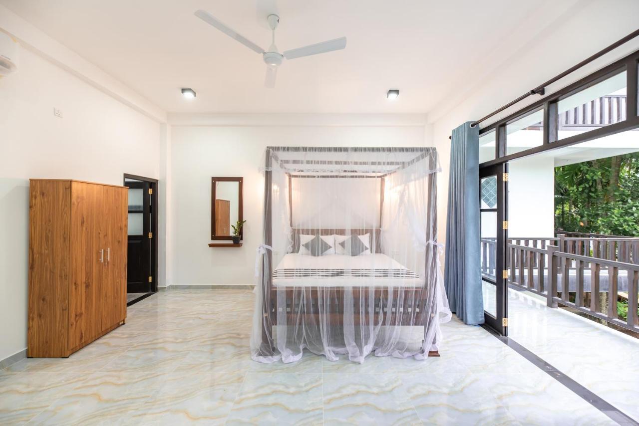 Hotel Calm Haven Talpe Buitenkant foto